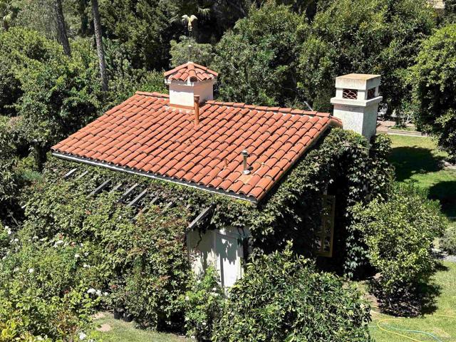 16730 Via De Los Rosales, Rancho Santa Fe, California 92067, 5 Bedrooms Bedrooms, ,5 BathroomsBathrooms,Single Family Residence,For Sale,Via De Los Rosales,240019084SD