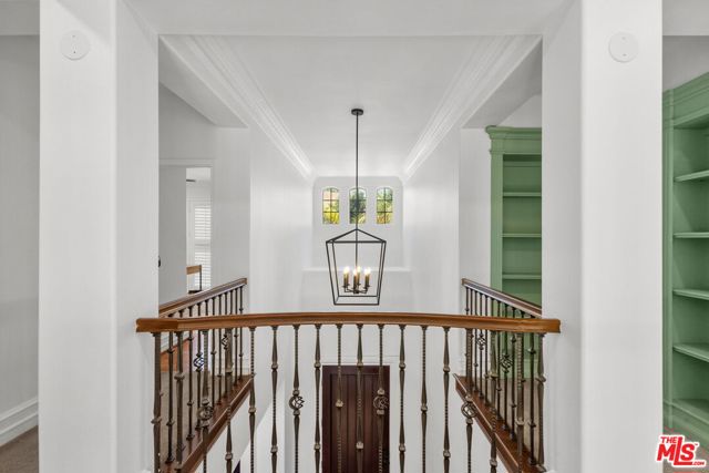 638 Oak Tree Court, Simi Valley CA: https://media.crmls.org/mediaz/f99b5cbb-9496-42f4-a7c5-9f0731ada8d6.jpg