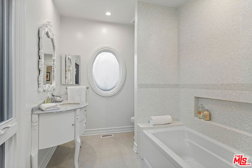 MLS #26860269 image #42