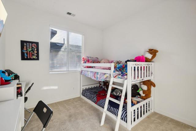 Detail Gallery Image 17 of 27 For 2325 Element Way #4,  Chula Vista,  CA 91915 - 3 Beds | 2/1 Baths