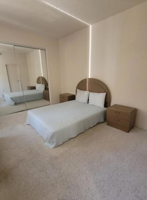 54673 Oakhill, La Quinta CA: https://media.crmls.org/mediaz/f99e3c6d-a6b1-45d1-937b-2d59b15b7ba2.jpg