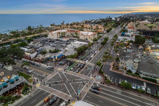 2778 Carlsbad Boulevard, Carlsbad CA: https://media.crmls.org/mediaz/f99e5fa1-a686-4061-a956-5fdf99279e89.jpg