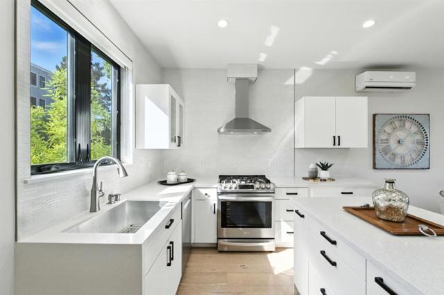 500 Walnut Street, San Carlos CA: https://media.crmls.org/mediaz/f99e6ca9-c457-4ff3-a8c6-b48383f3056f.jpg