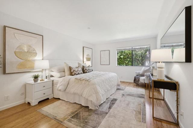 226 W Edith Avenue, Los Altos CA: https://media.crmls.org/mediaz/f99ec51c-14bd-45ed-b58d-e91a6b619fcb.jpg