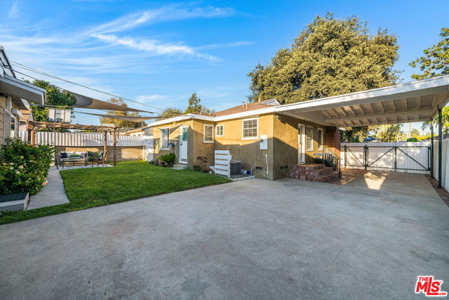 3 Bed Home for Sale in Burbank, California