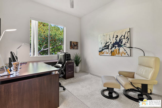 36750 Nancy Lane, Rancho Mirage CA: https://media.crmls.org/mediaz/f9a07adc-edfa-4458-84fc-69af9d2b4368.jpg