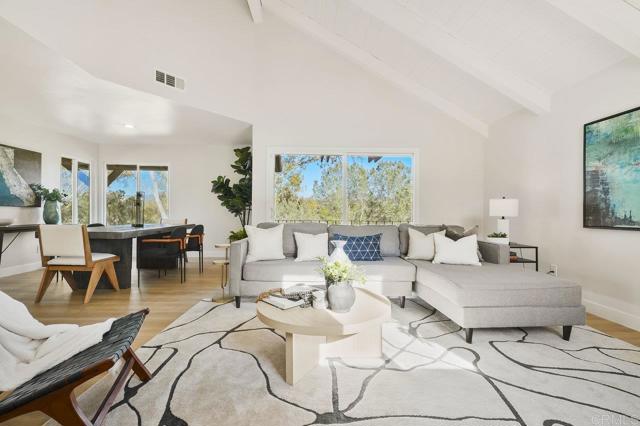 Image 22 of 40 For 17515 Devereux Rd