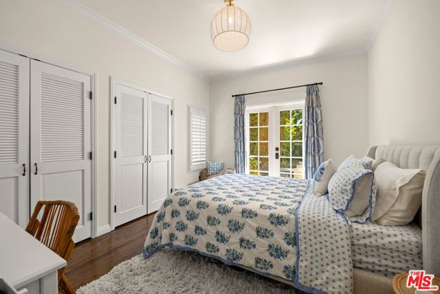 403 S Bundy Drive, Los Angeles CA: https://media.crmls.org/mediaz/f9a19013-dc23-4d3f-92ee-cf33daf6b816.jpg