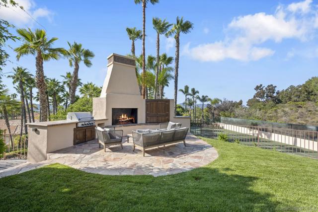 5980 Rancho Diegueno, Rancho Santa Fe CA: https://media.crmls.org/mediaz/f9a25ac2-eeba-4d86-a81d-6c7461164594.jpg