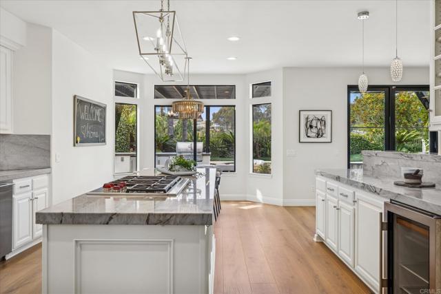 Detail Gallery Image 32 of 69 For 4939 Concannon Ct, San Diego,  CA 92130 - 6 Beds | 5 Baths