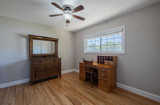 22470 Estoque Place, Salinas CA: https://media.crmls.org/mediaz/f9a3e749-0ec8-4c54-a17e-693707b0c0d2.jpg