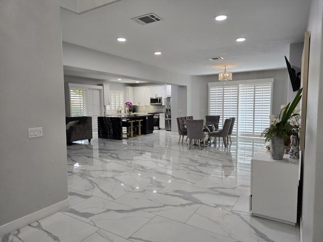 50340 Goya Drive, Coachella CA: https://media.crmls.org/mediaz/f9a43fdc-8a5e-4e91-a843-dc1d16038154.jpg
