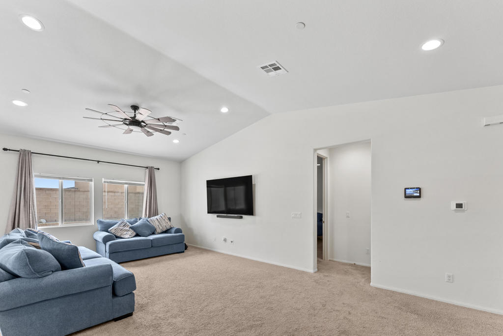 MLS #219138623DA image #16