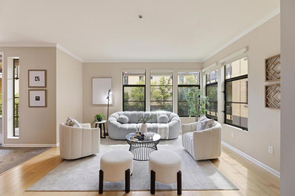 800 N 8th Street #220