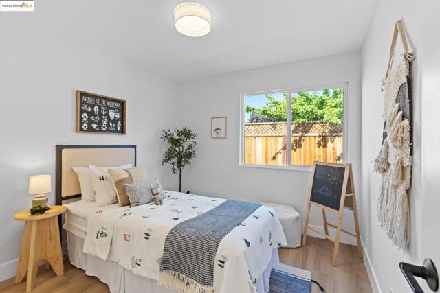 34841 Potomac River Pl, Fremont CA: https://media.crmls.org/mediaz/f9a77bff-6dff-4090-905f-fd348cca4c62.jpg