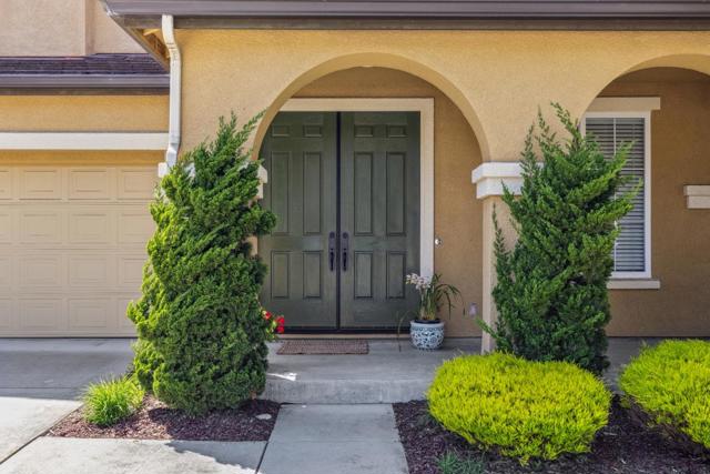 4276 Bay Crest Circle, Seaside CA: https://media.crmls.org/mediaz/f9a88063-f767-4af9-b3b7-0e84d795b803.jpg