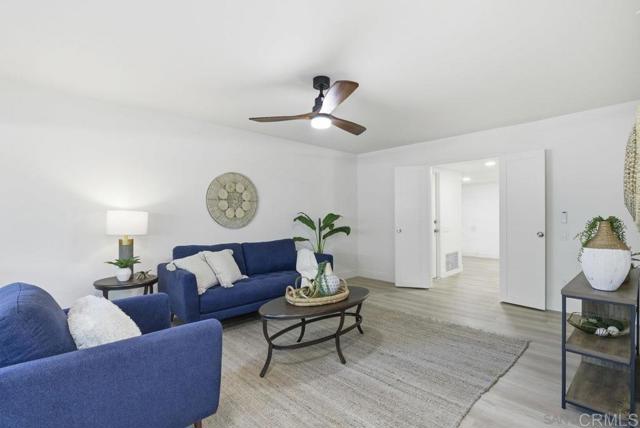 Detail Gallery Image 25 of 37 For 12209 Casero Pl, San Diego,  CA 92128 - 2 Beds | 2 Baths