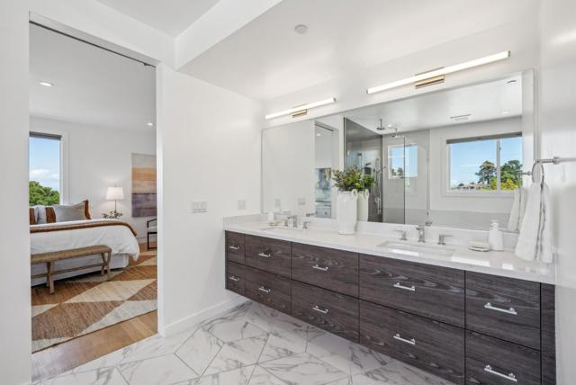 1 Millbrae Circle, Millbrae CA: https://media.crmls.org/mediaz/f9a8e309-10ab-42d3-8653-1c9a35f0ffec.jpg