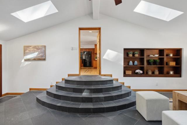 24751 Hutchinson Road, Los Gatos CA: https://media.crmls.org/mediaz/f9a9cd7d-4017-4b3e-976d-c7f9062d87cc.jpg