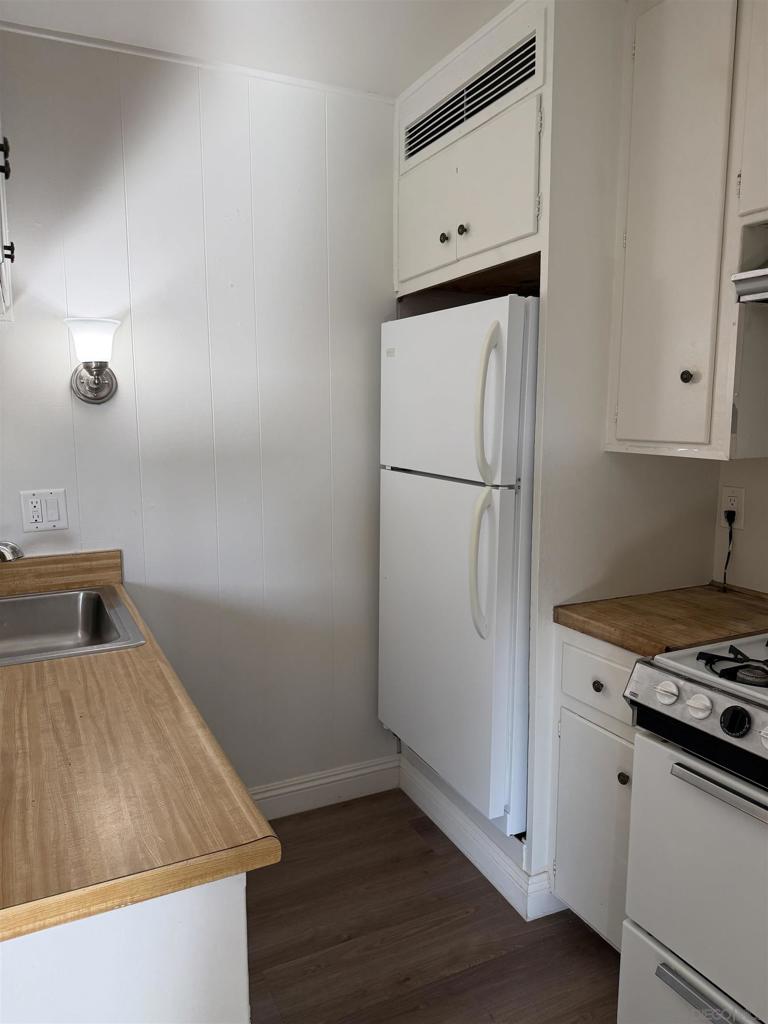 1646 Brookes Ave. - photo 7