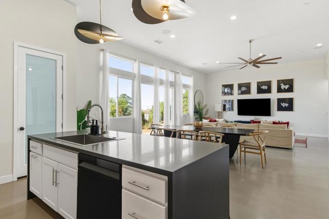 58654 Piedmont Drive, Yucca Valley CA: https://media.crmls.org/mediaz/f9ad4df4-d11b-4ff5-9e54-4b2184595c84.jpg