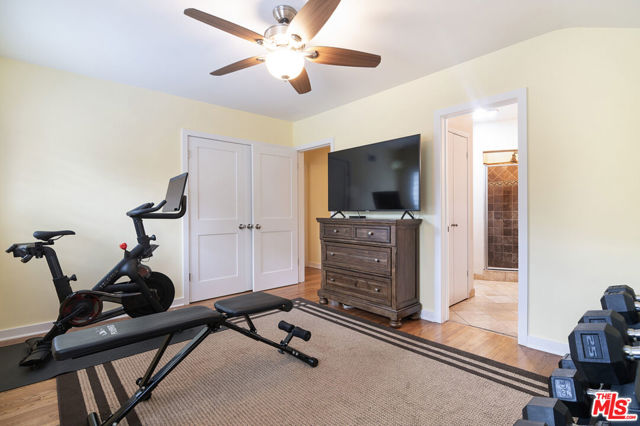 12954 Otsego Street, Sherman Oaks CA: https://media.crmls.org/mediaz/f9ad6880-13a9-477e-a498-62c1f955a13a.jpg