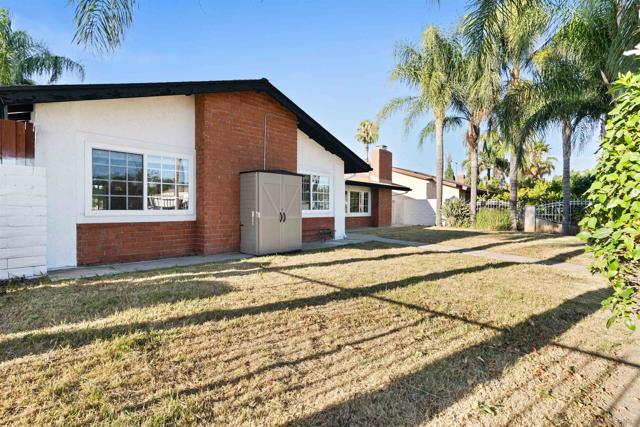 16117 Nordhoff St, North Hills CA: https://media.crmls.org/mediaz/f9adda61-76fa-49a4-a8a5-54759695ce07.jpg