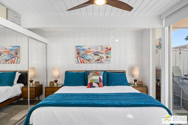 1111 E Palm Canyon Drive, Palm Springs CA: https://media.crmls.org/mediaz/f9ae11c1-0d0e-48ef-b47a-01bd20e27c4b.jpg