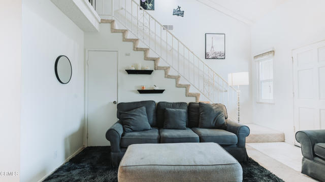 1020 Dunes Street, Oxnard CA: https://media.crmls.org/mediaz/f9af55c9-f182-49a0-ab02-72680aa7f2df.jpg