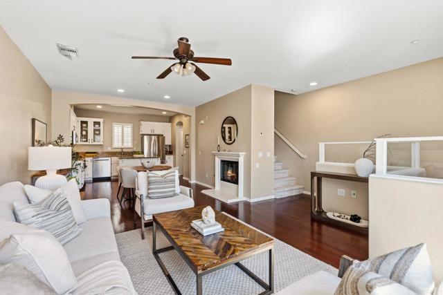 Detail Gallery Image 4 of 51 For 16914 Torbett Ln #16,  San Diego,  CA 92127 - 2 Beds | 2/1 Baths