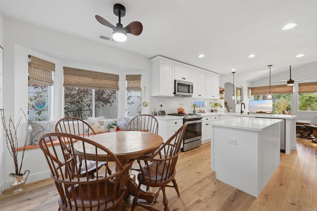 6043 Piros Way - photo 15
