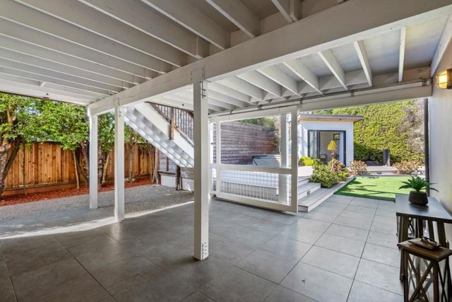 2200 Dolphin Drive, Aptos CA: https://media.crmls.org/mediaz/f9b18c0a-aa58-4e8d-8682-77df625818d1.jpg