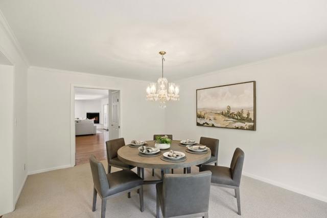 11633 Dawson Drive, Los Altos Hills CA: https://media.crmls.org/mediaz/f9b1cb01-4ccd-4132-888b-93ed9b49a55e.jpg
