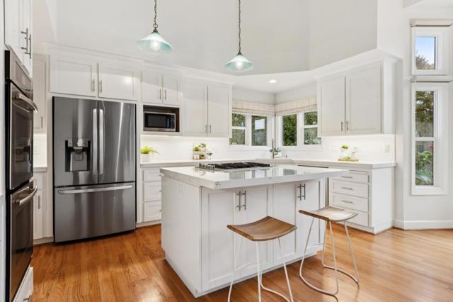 321 Eagle Trace Drive, Half Moon Bay CA: https://media.crmls.org/mediaz/f9b375c3-cc5a-42db-9ebf-d9857b2b2aa5.jpg