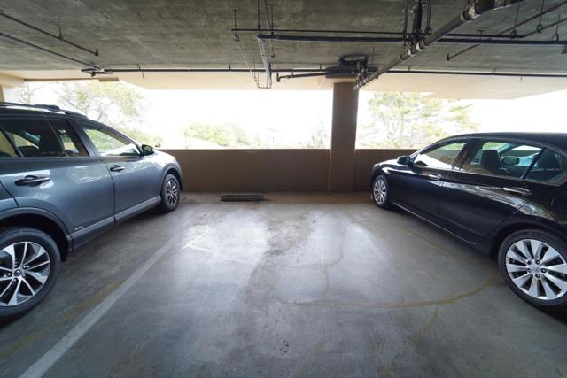 416 Portofino Drive, San Carlos CA: https://media.crmls.org/mediaz/f9b447cb-2d7f-42d1-b1b5-10cf040b29fe.jpg