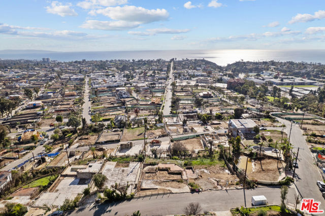 Drew Fenton | 15306 Mc Kendree Avenue Pacific Palisades CA | MLS: 7495847 Drew Fenton | 15306 Mc Kendree Avenue Pacific Palisades CA | MLS: 7495847