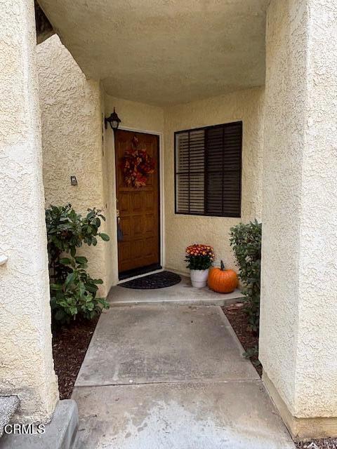 5696 Recodo Way, Camarillo CA: https://media.crmls.org/mediaz/f9b5b464-f2ac-4f3c-b04e-bae36914e9d0.jpg