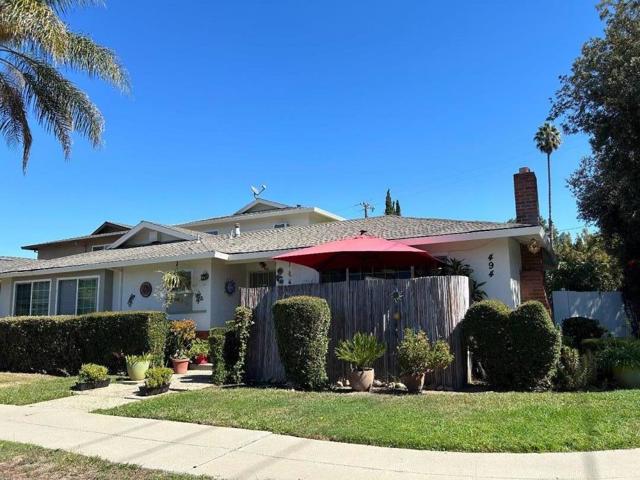 494 Greendale Way, San Jose CA: https://media.crmls.org/mediaz/f9b6efff-f0d5-466d-9cc8-cf15ea771d25.jpg
