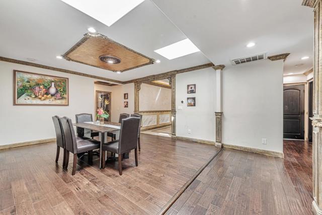 101 S 13th Street, San Jose CA: https://media.crmls.org/mediaz/f9b77f54-05c6-4c24-935f-ecb42cf0173f.jpg