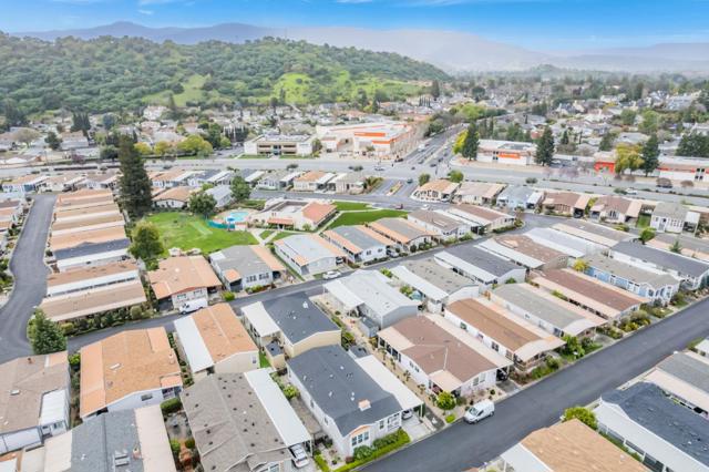 821 Villa Teresa Way, San Jose CA: https://media.crmls.org/mediaz/f9b92e9e-7472-484a-b308-0e2adbaee093.jpg