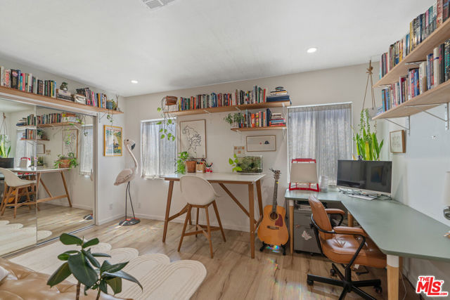 6300 Arroyo Glen Street, Los Angeles CA: https://media.crmls.org/mediaz/f9b9ae19-eec6-43e7-bb7c-909a4dca12bc.jpg