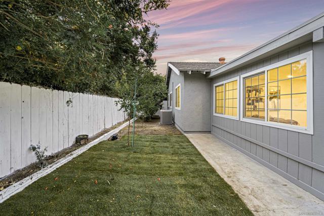 10671 Montego Dr, San Diego CA: https://media.crmls.org/mediaz/f9b9c26a-cb03-4423-9b9d-2b43e2a532ad.jpg