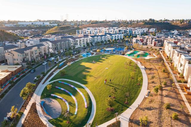 14331 Montano Way, San Diego CA: https://media.crmls.org/mediaz/f9baa069-7aa3-4642-ac02-67445f667f52.jpg