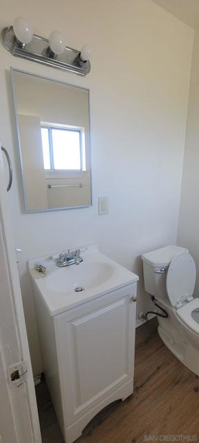 1219 Linalda Dr, El Cajon CA: https://media.crmls.org/mediaz/f9bb44c9-80d3-4236-93f1-0afc6e5e65d1.jpg