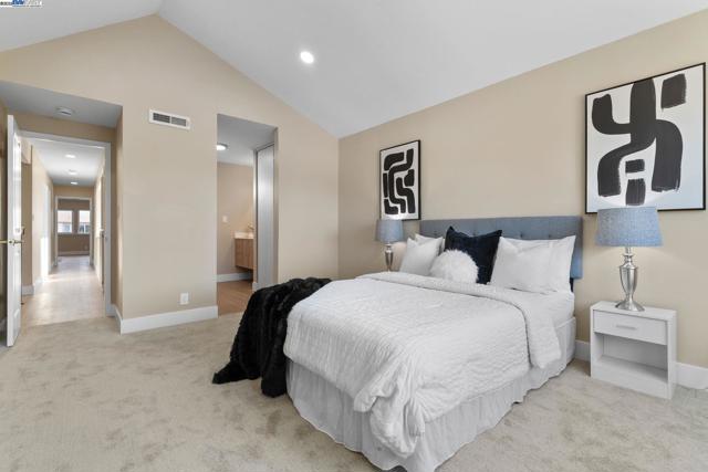 5139 Dryden Ct, Newark CA: https://media.crmls.org/mediaz/f9bbf0e0-0a21-441a-9681-ee1f78d810ae.jpg