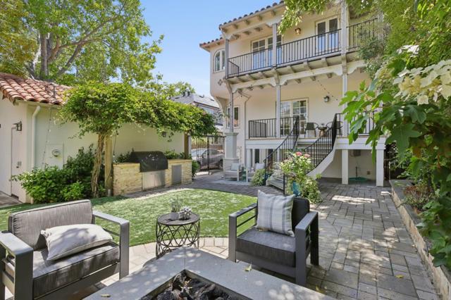 2404 Hillside Drive, Burlingame CA: https://media.crmls.org/mediaz/f9bc214a-90b9-454d-8948-50c31cdaeb03.jpg