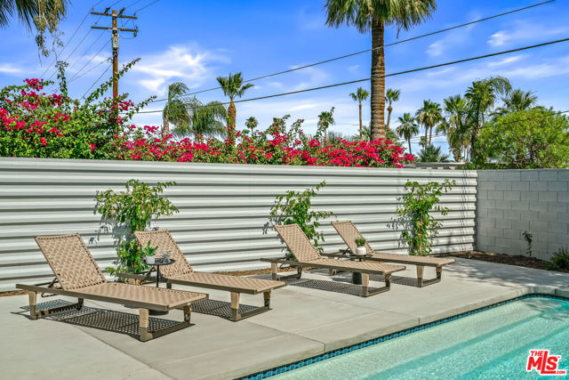 1979 East Alejo Road, Palm Springs, CA 92262 | Slideshow Image #42