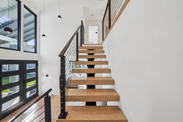 116 Loma Vista Court, Los Gatos CA: https://media.crmls.org/mediaz/f9bd2c99-fa1e-41e6-ba4b-d24dcb78b441.jpg
