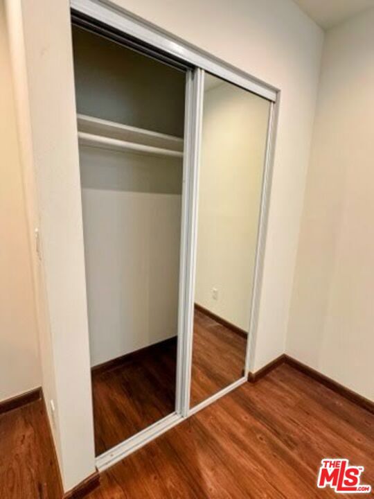 137 S Crescent Drive, Beverly Hills CA: https://media.crmls.org/mediaz/f9bd41d7-cba6-43c0-b62a-a2b7a3398879.jpg