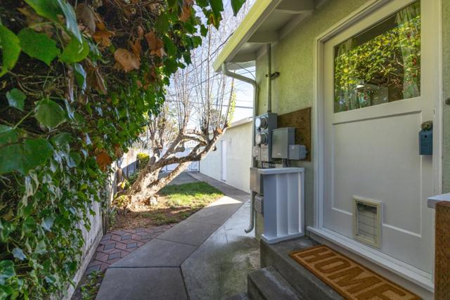 609 Congress Avenue, Pacific Grove CA: https://media.crmls.org/mediaz/f9bebfec-963a-432c-b0ac-a7e98e4a4b6c.jpg